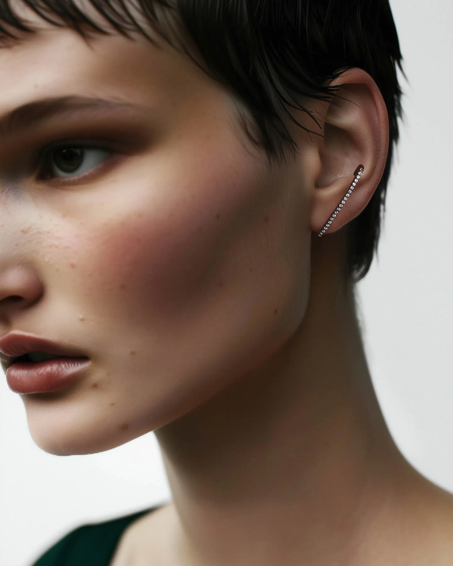 Black honeymoon earrings