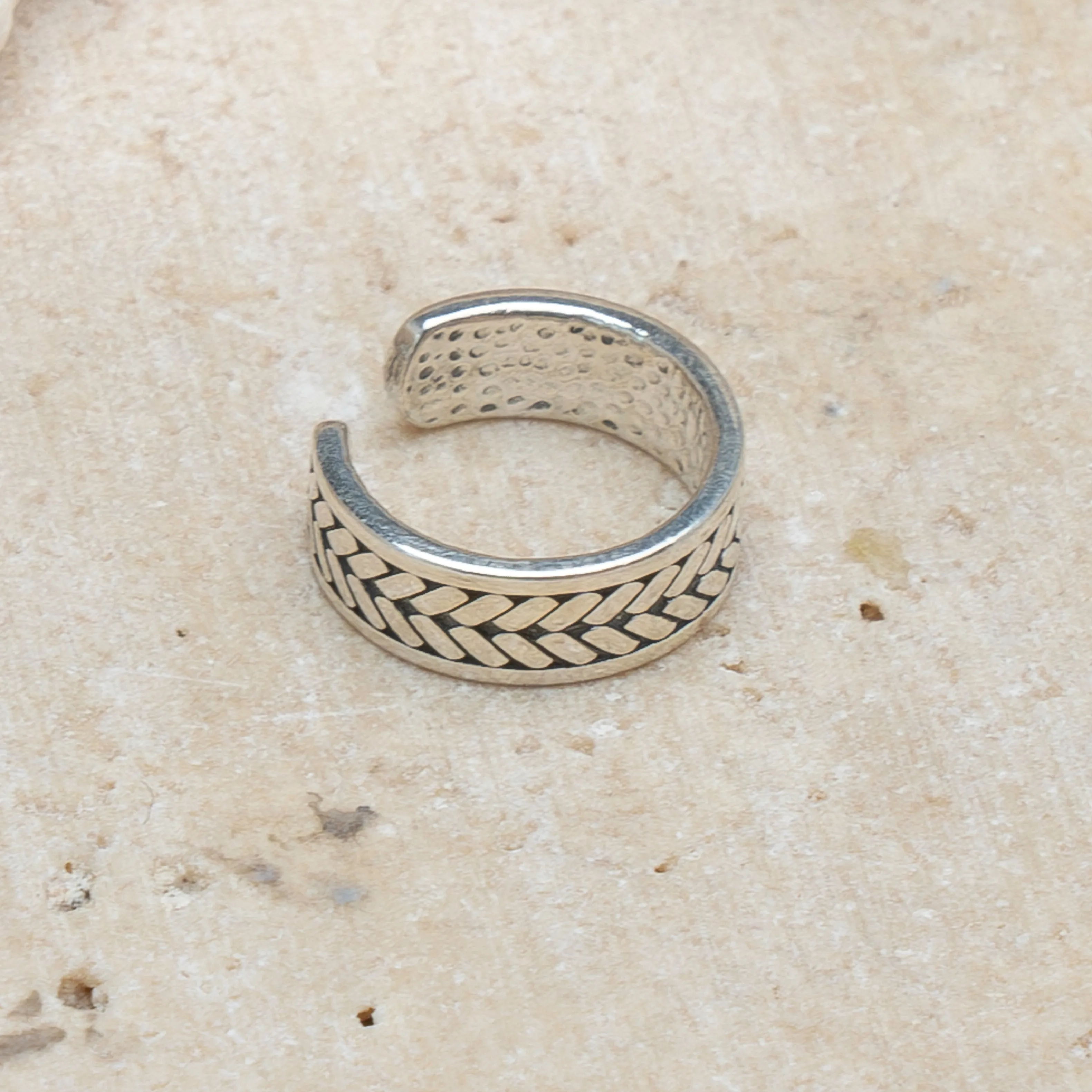 Islander Ear Cuff