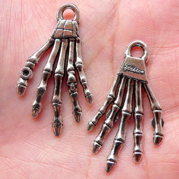 Skeleton Hand Charms Skeleton Claw Charm (3pcs / 20mm x 36mm / Tibetan Silver / 2 Sided) Gothic Jewelry Halloween Necklace Bracelet CHM1121