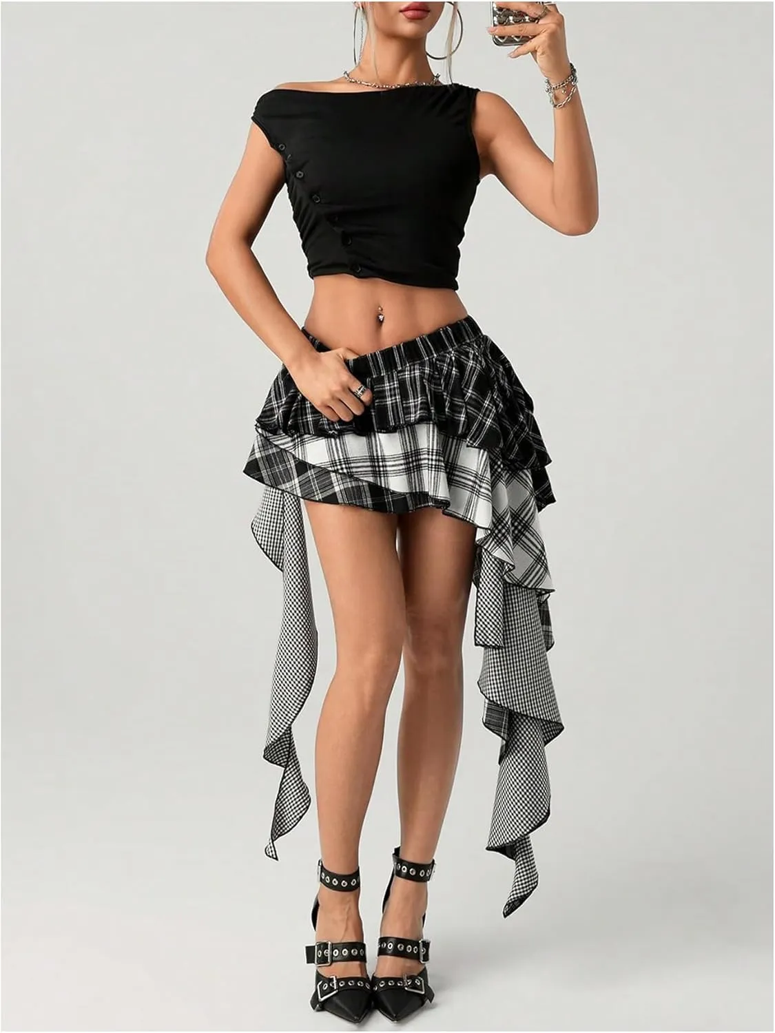 SOLY HUX Women's Plaid Ruffle Mini Skirt Y2k A Line Layered Asymmetrical Hem Skirts with Shorts Underneath